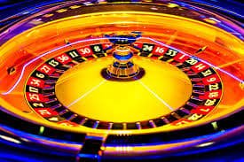 Dashboard Program Loyalitas a latoto menampilkan tier status, saldo poin, dan reward yang tersedia
